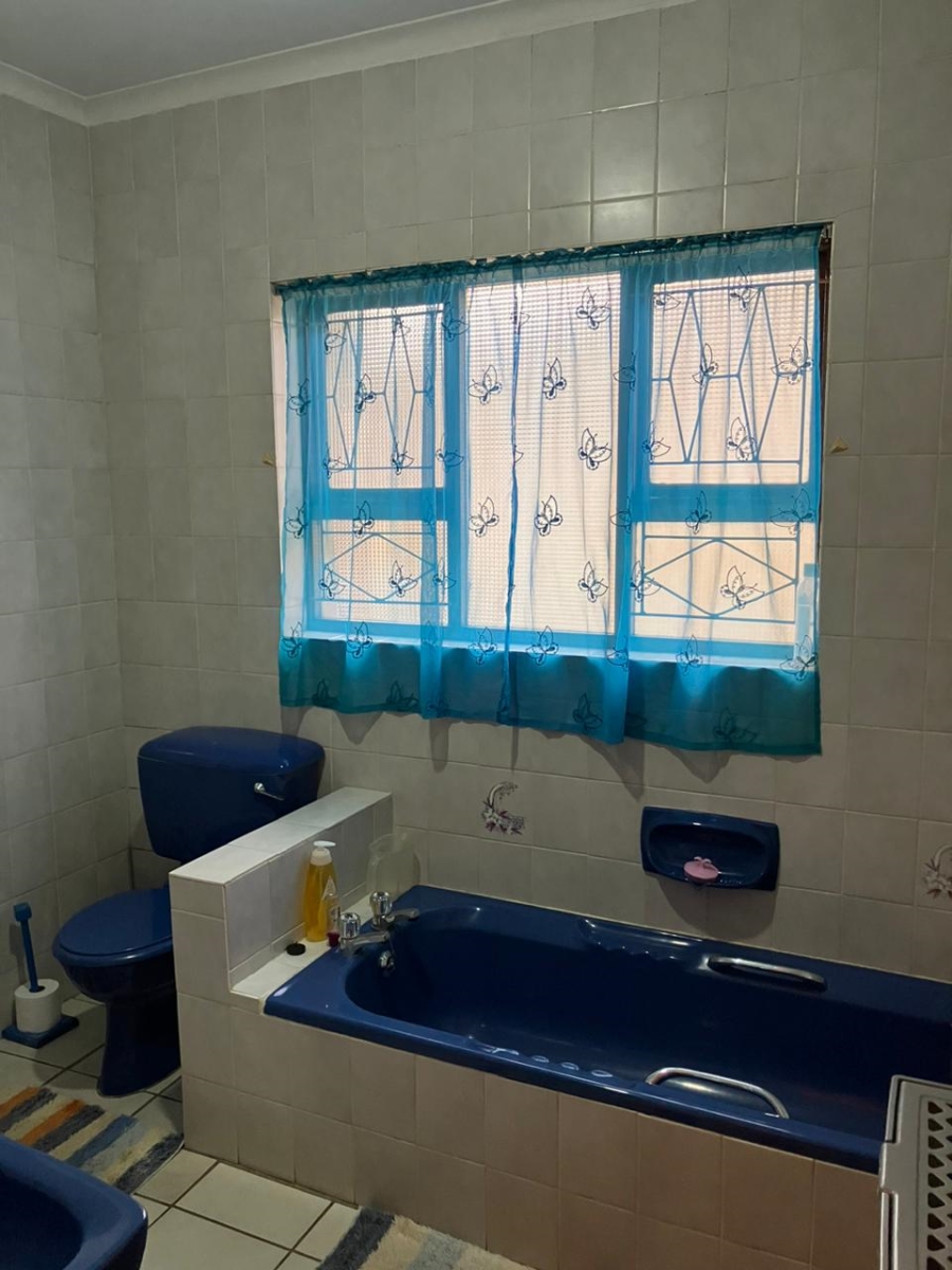 4 Bedroom Property for Sale in Manor Heights Eastern Cape